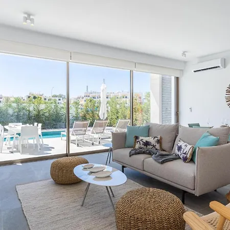 Waves 3-bedroom In Protaras Willa *