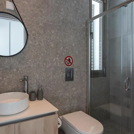 Waves 3-bedroom In Protaras Willa *