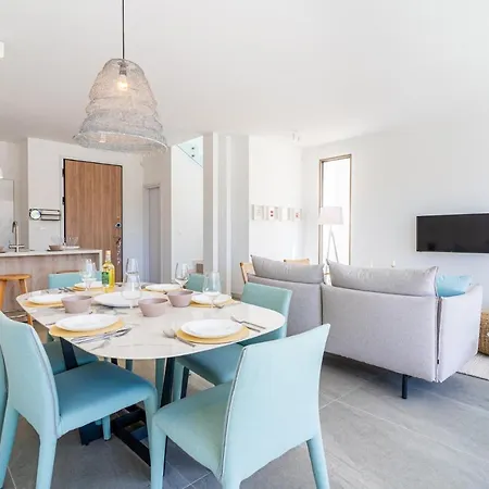 Waves 3-bedroom In Protaras * Paralimni