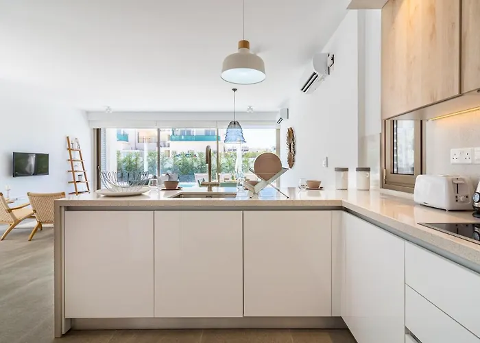 Waves 3-bedroom In Protaras Paralimni